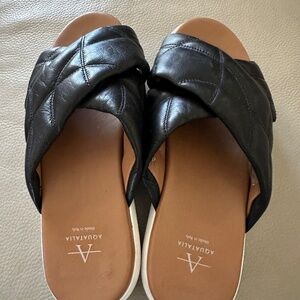 Aquatalia Talya Tufted Leather Sandal
